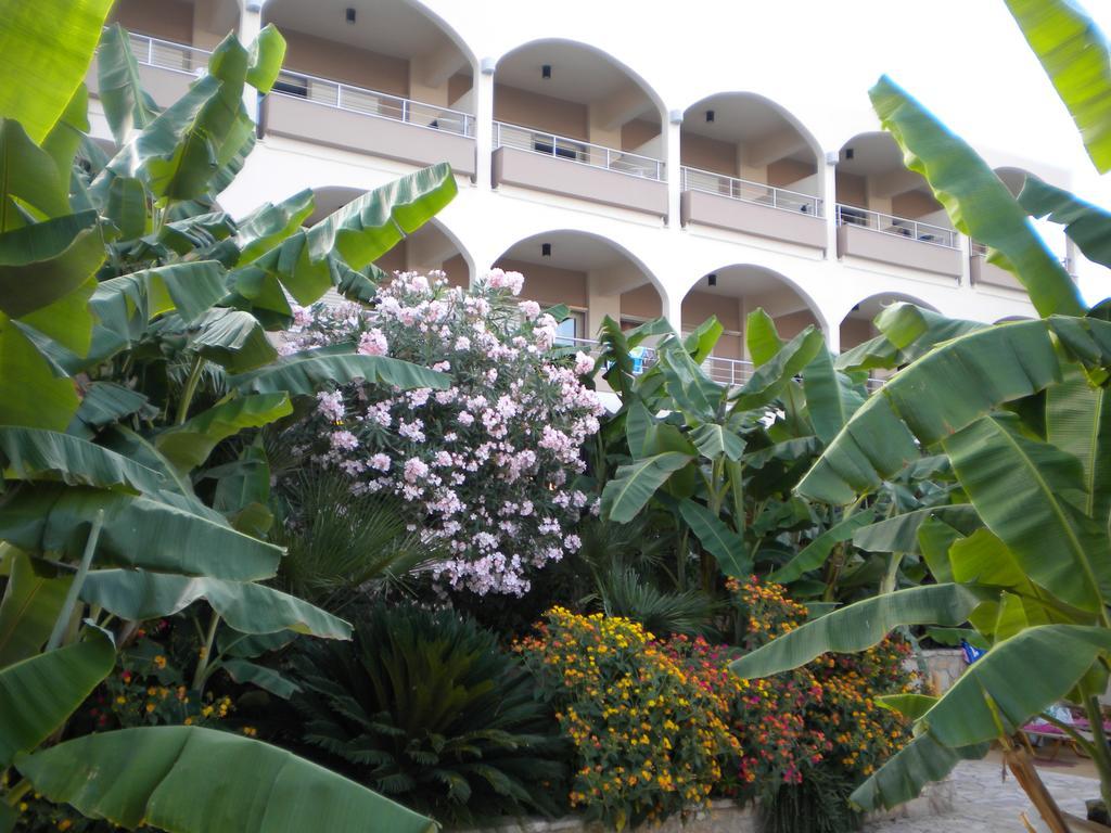 Paradise Lost Hotel-Apartments Tolo Ngoại thất bức ảnh