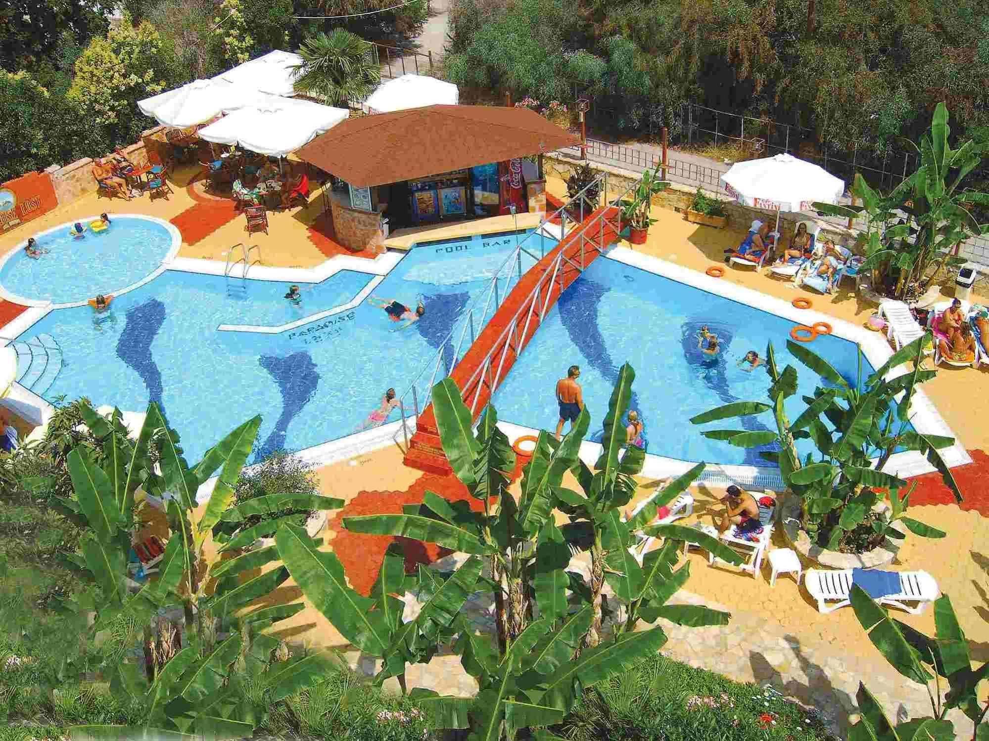 Paradise Lost Hotel-Apartments Tolo Ngoại thất bức ảnh